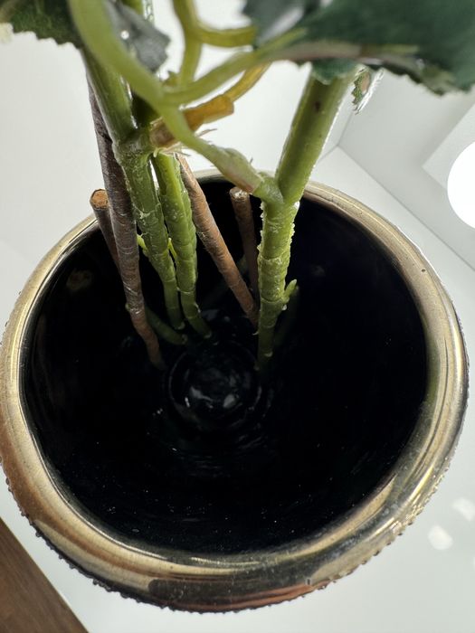 Jarra de decoração com flores