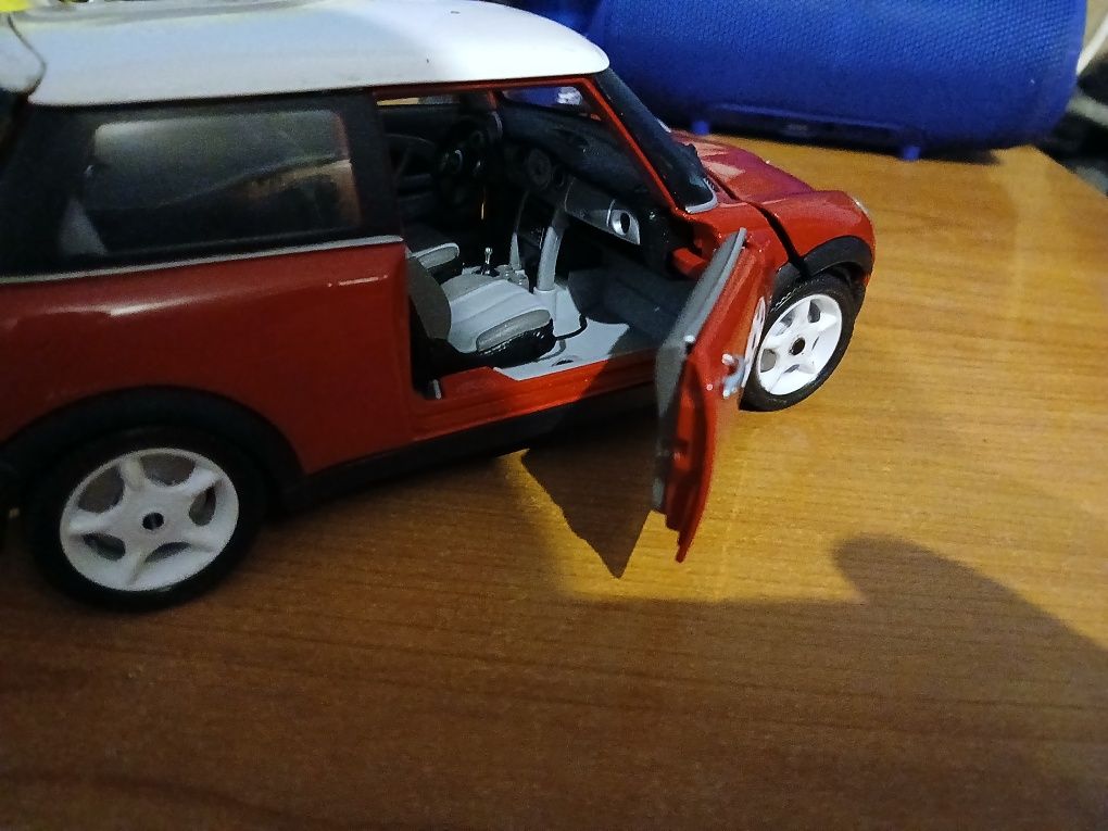 carrinho de colecção mini cooper escala 1/18