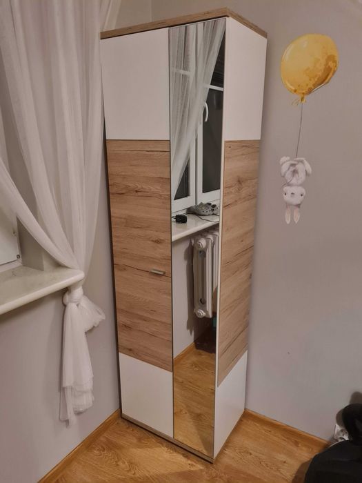 Szafa do przedpokoju lub pokoju biały mat / drewno + lustro Agata