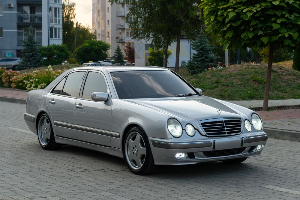 Mercede-Benz E-class W210 2.7CDI Очкарік