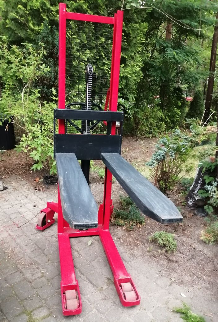 Wózek paletowy masztowy 1000 kg