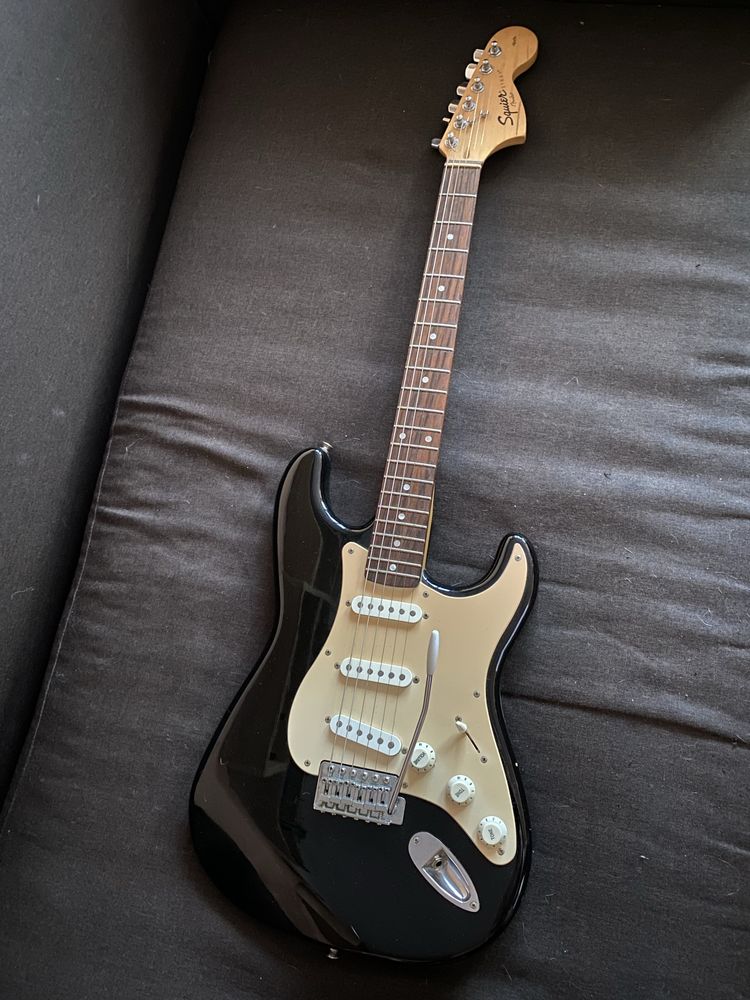 Gitara elektryczna Squier Strat Affinity by Fender - klasyk!