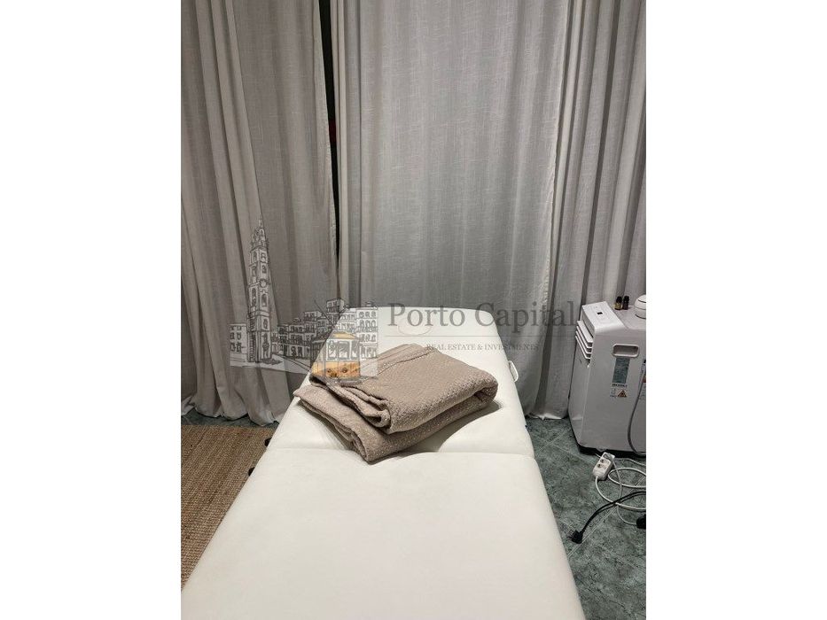 Oportunidade no Centro de Matosinhos Espaço Versátil