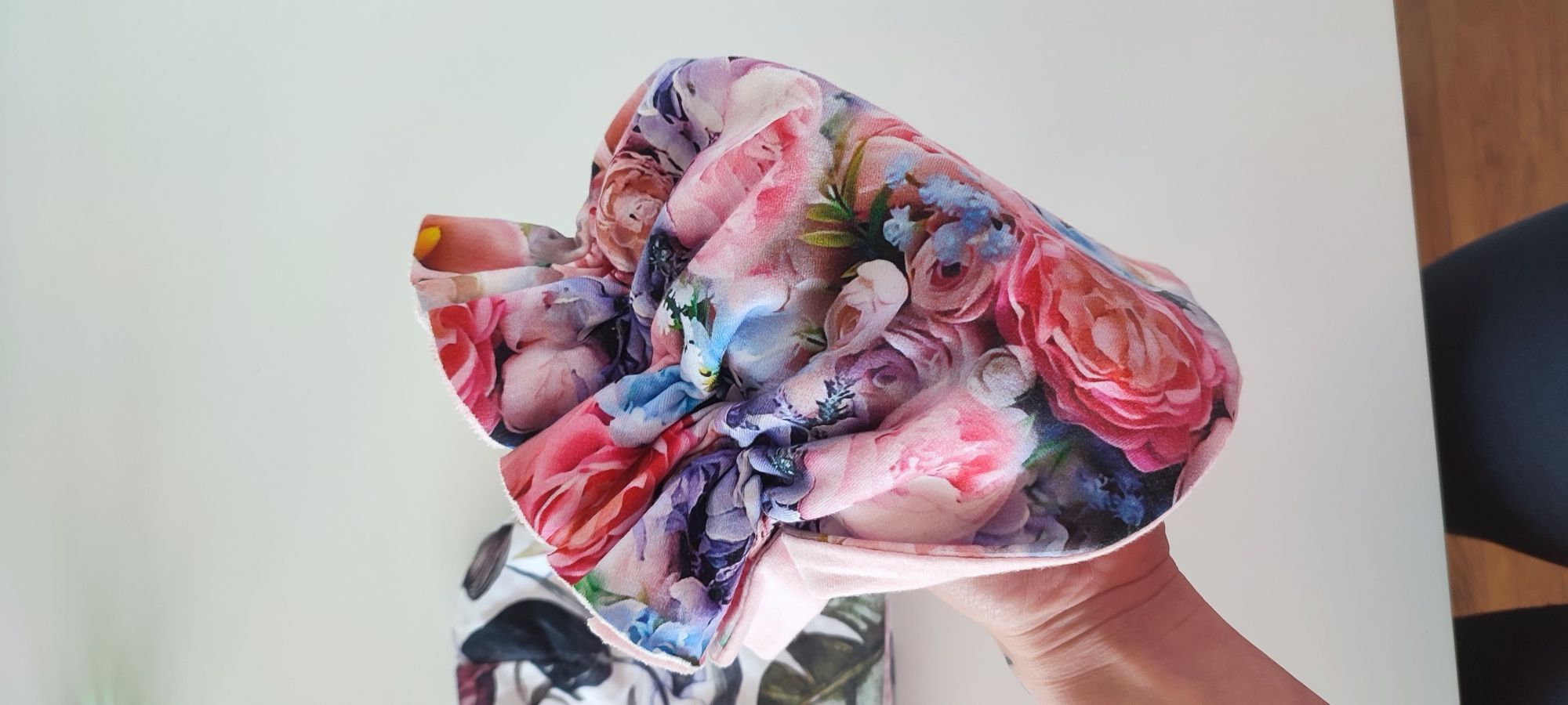 Czapki wiosenne turban kwiaty