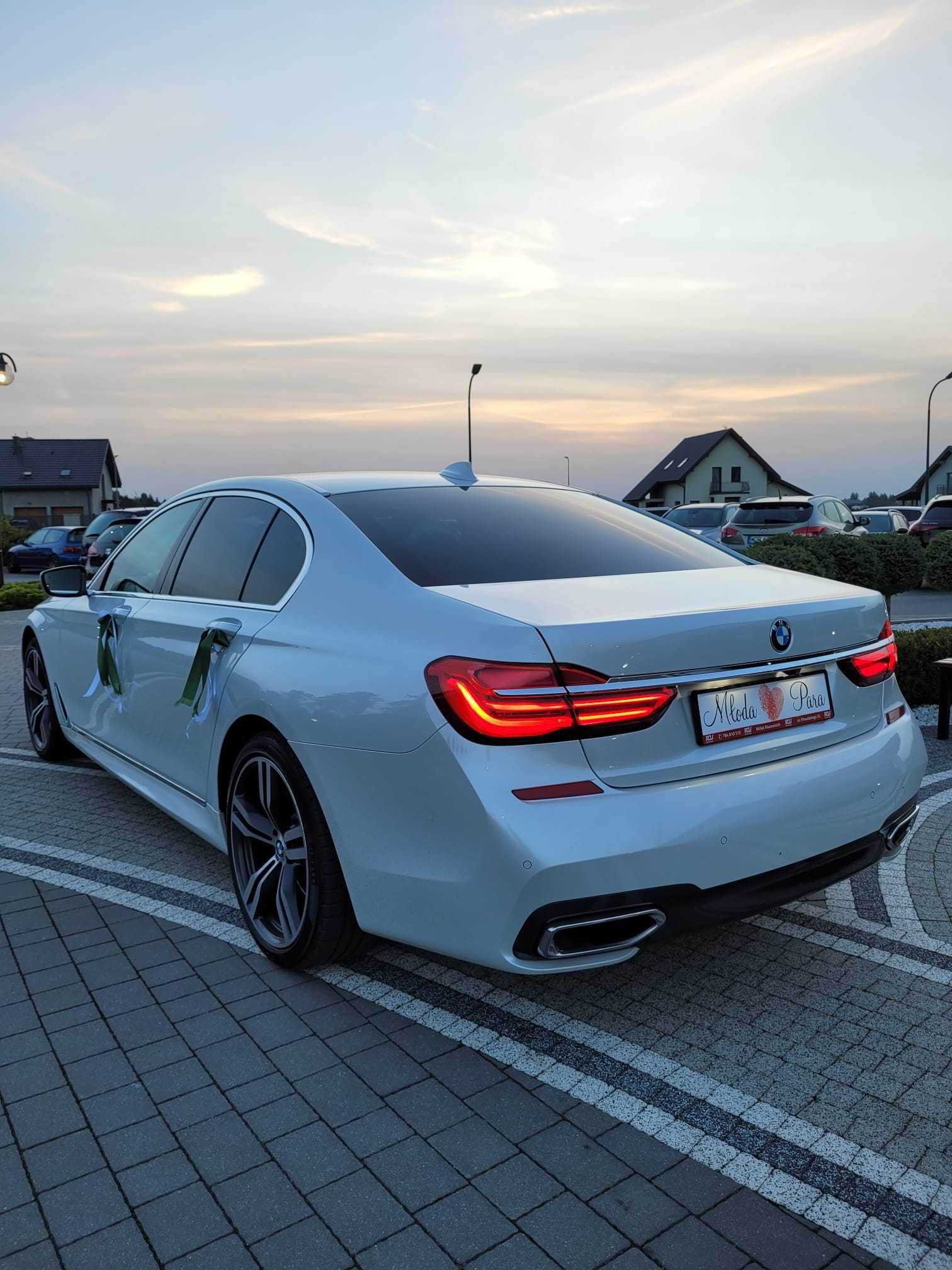 BMW 7 biała perła limuzyna auto do ślubu wynajem samochód