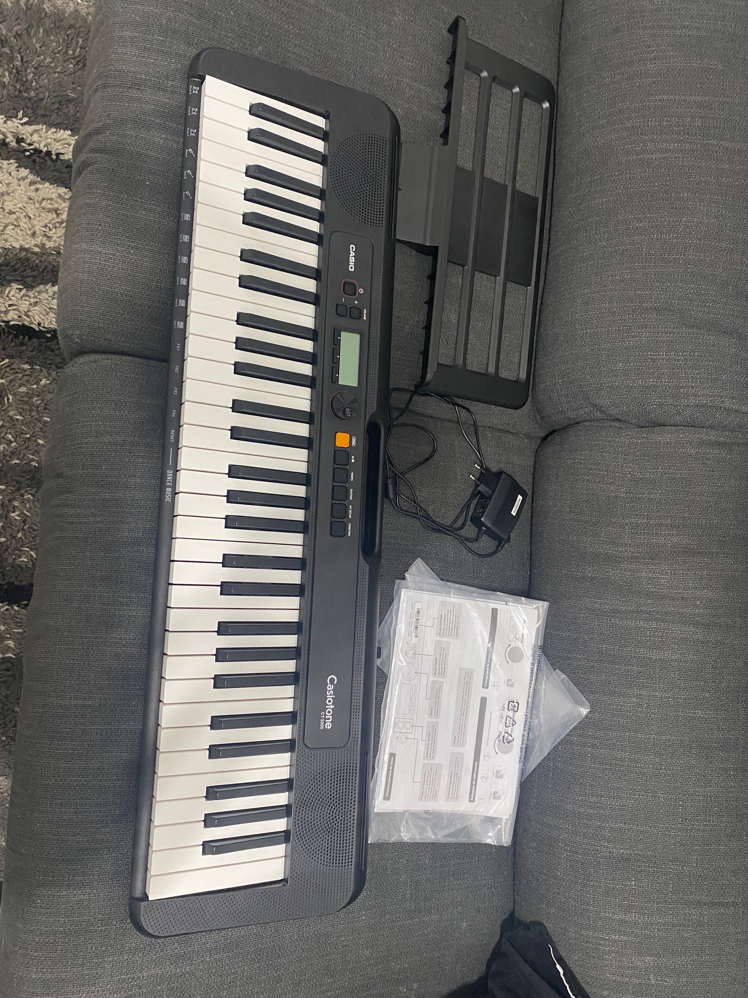 Teclado Casio CT S 200