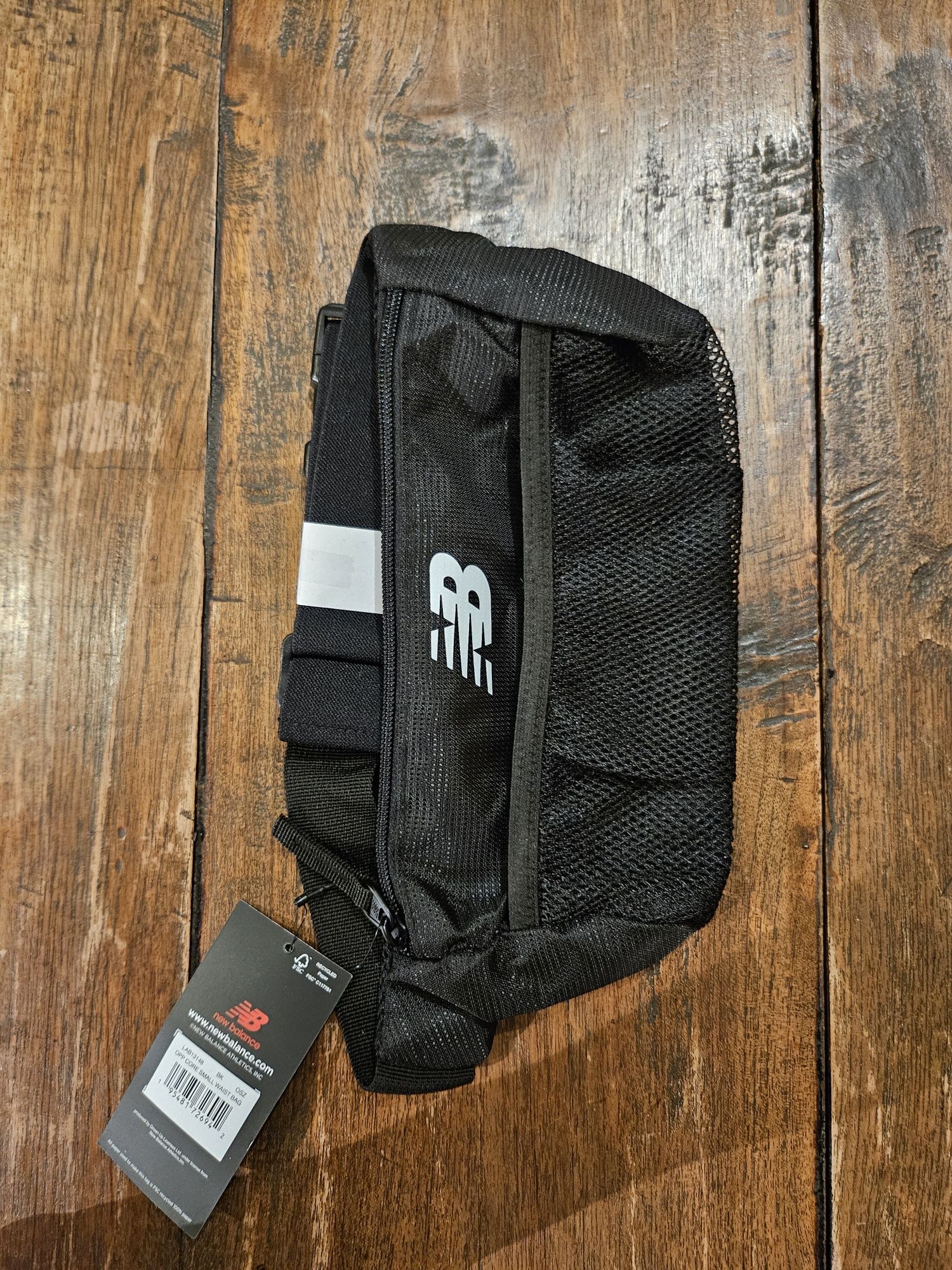 Saszetka torba typu nerka firmy New Balance dla biegacza