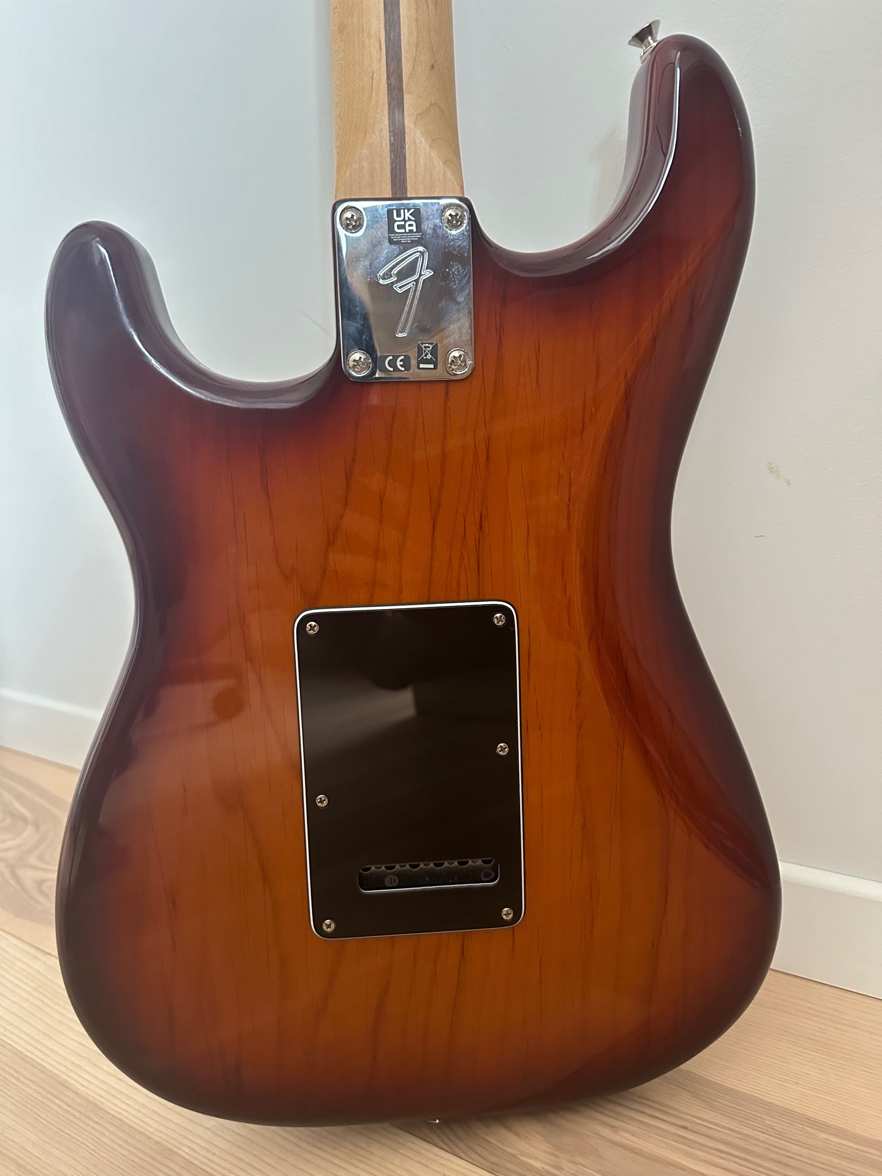 Електрогитара Fender Player Stratocaster HSH PF TBS