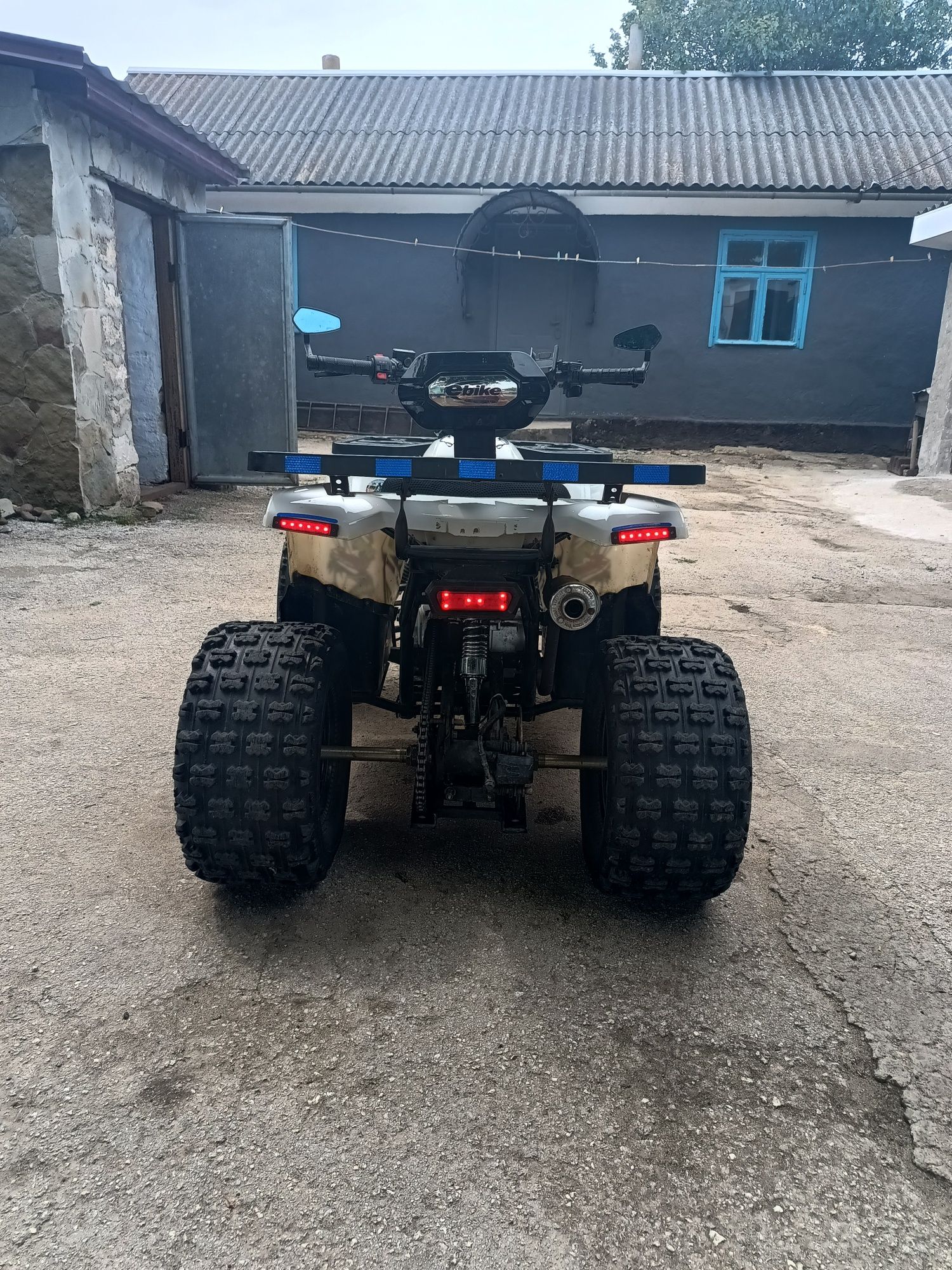Продам квадроцикл 125 куб