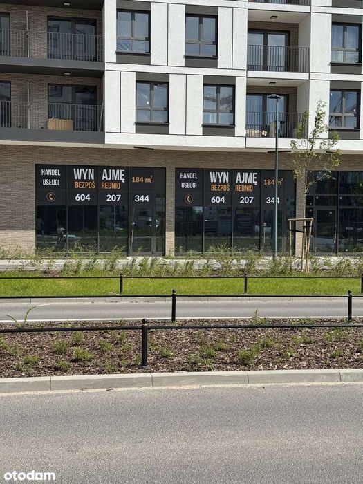 Wynajmę lokal 184 m2 z dużymi witrynami w Ursusie ul.Edwarda Habicha 6