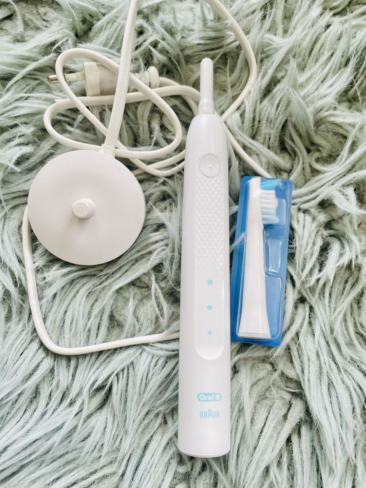 Szczoteczka soniczna Oral B slim clean 2000