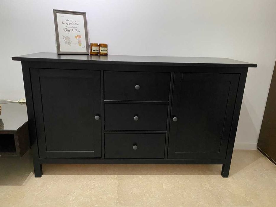 Kredens IKEA HEMNES-drewno naturalny kolor-FREDERICA-drewno akacja
