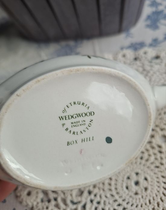 Wedgwood box hill соусник порцеляна Англія вінтаж