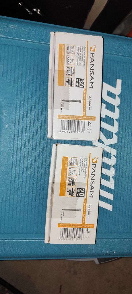 Kompresor bezolejowy Stanley Fatmax 30l plus gwoździarka Makita