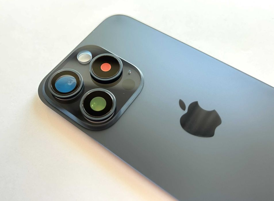 Tylna klapka/szybka iPhone 15 Pro Max  z Magnesami Niebieska Blue