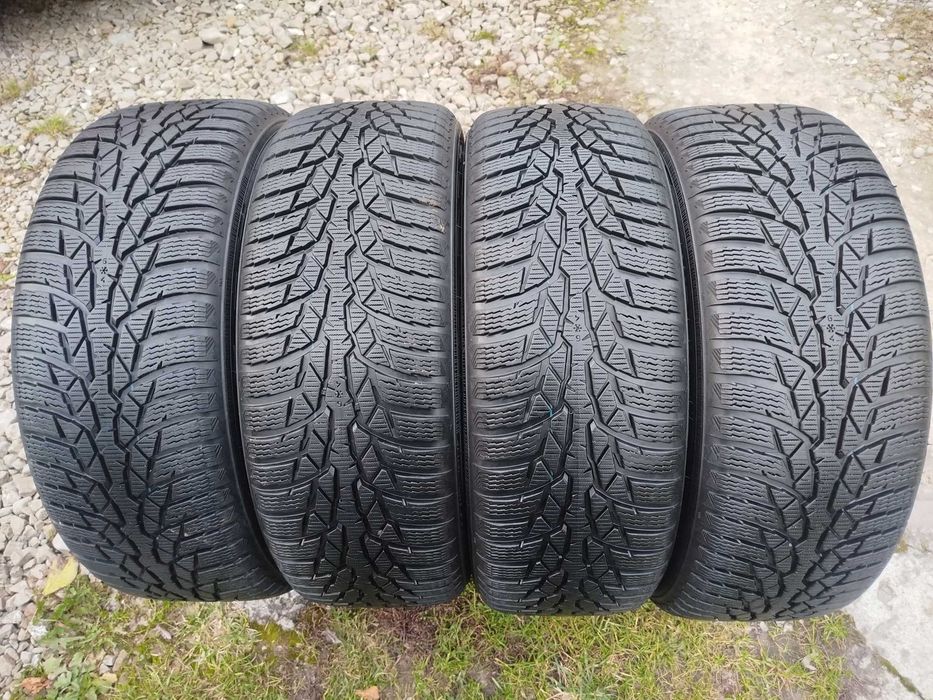 215/55R17 98H XL M+S nokian WR D4 zimowe jak nowe 4x7,5mm