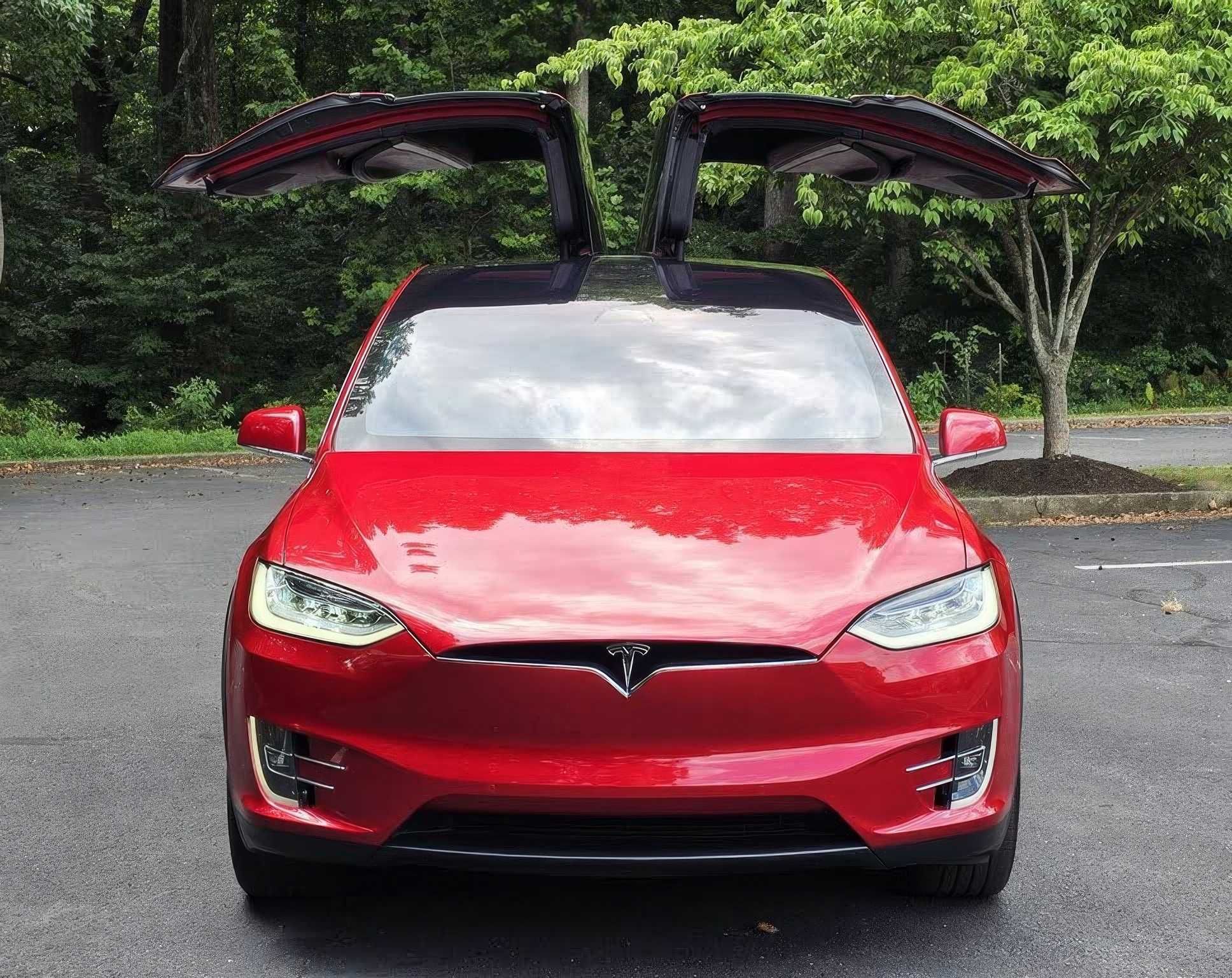Tesla Model X 2020