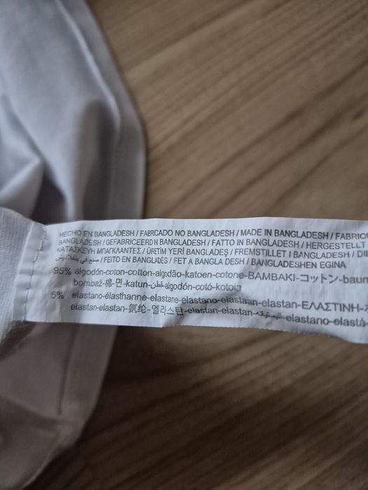 Biała koszulka Stradivarius