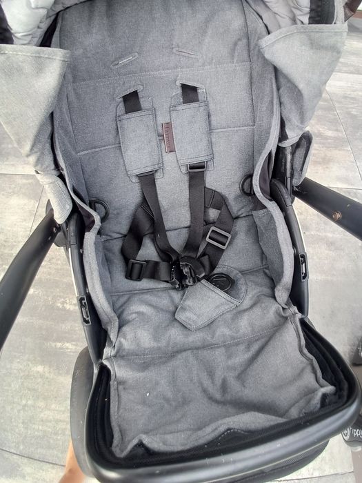 Zestaw Mutsy Evo + fotelik Kiddy izofix + gondola i spacerówka
