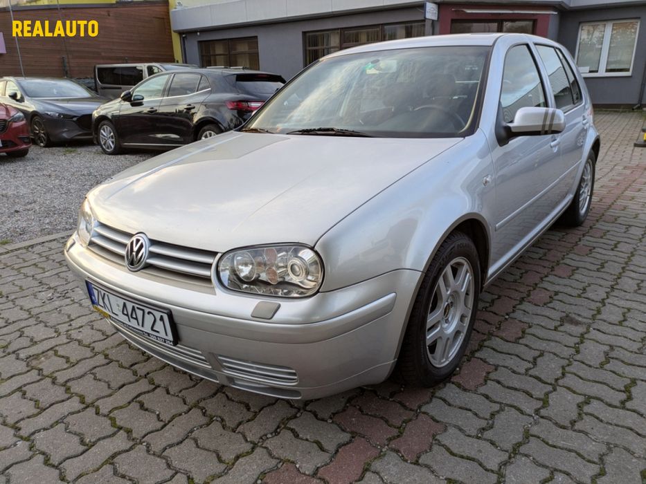 2,3 V5 Szwajcar VW GOLF IV