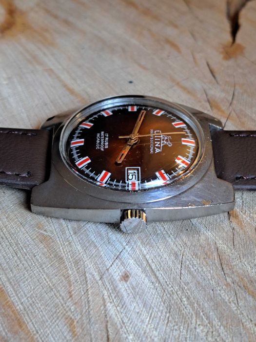 Relógio de pulso de homem, marca UTINA