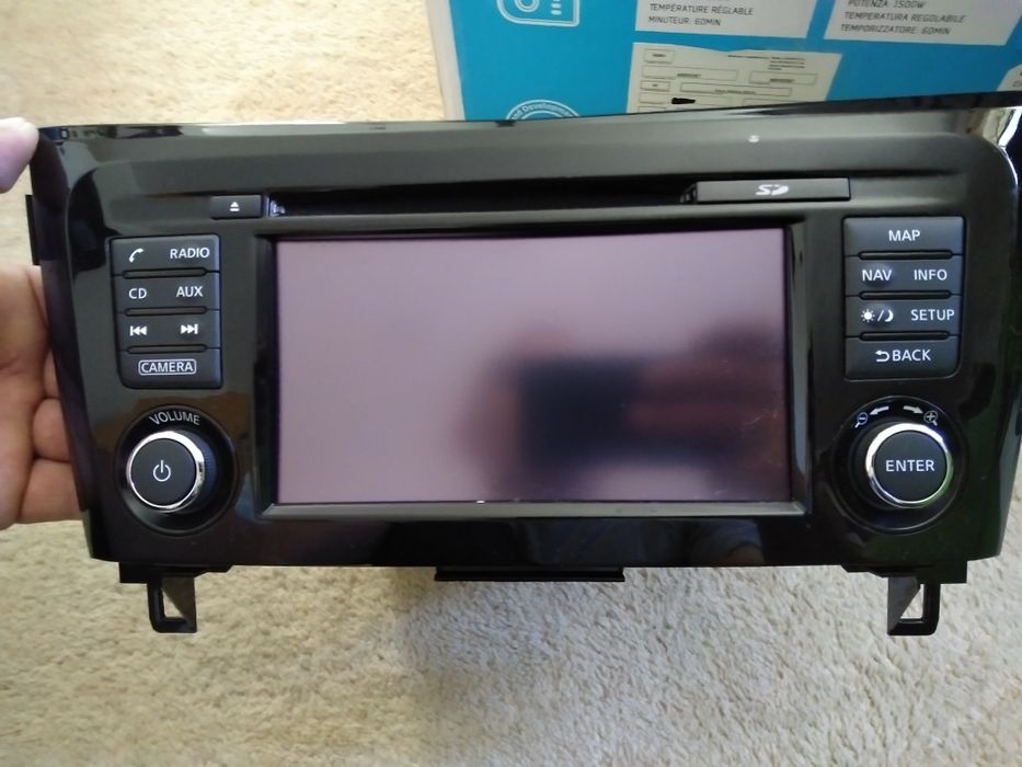 Autoradio Bosch, para Nissan. Totalmente novo. 200 euros