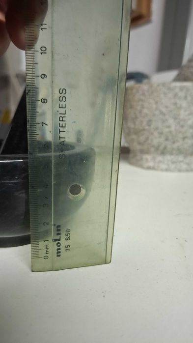 Almofariz em mármore com pilão novo