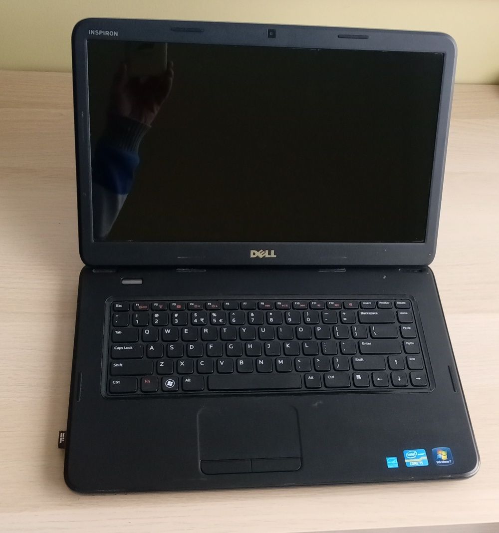 Laptop Dell Inspiron N5050