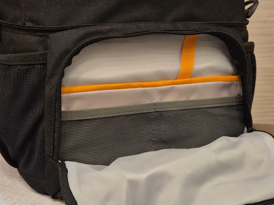 Torba na aparat Lowepro Nova 180 AW II