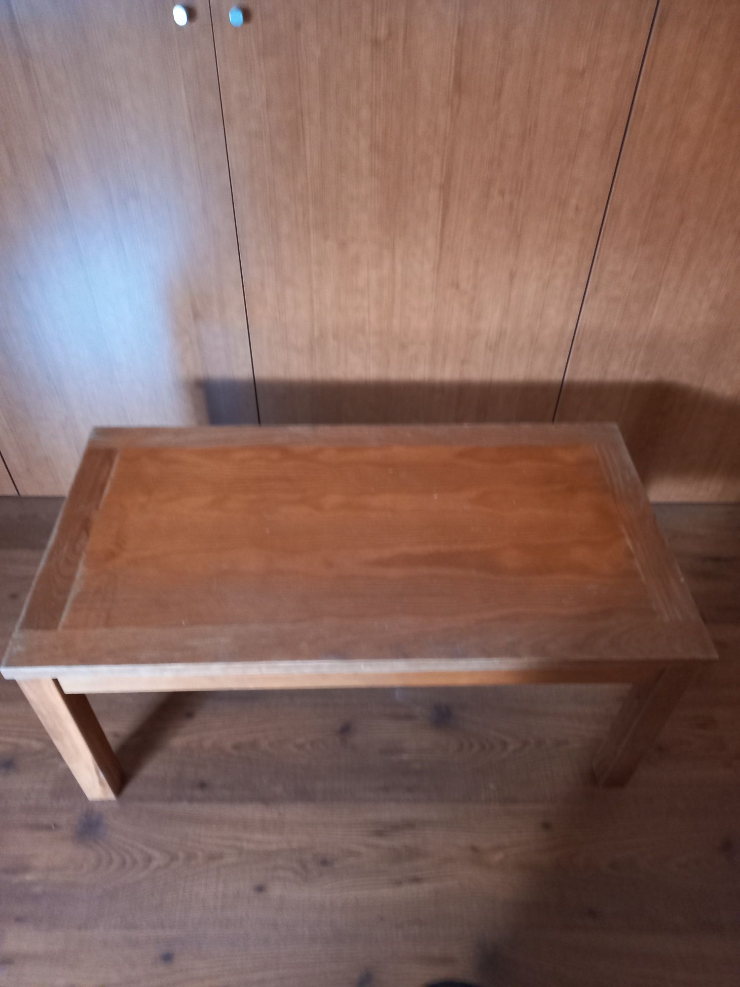 Mesa retangular em Madeira