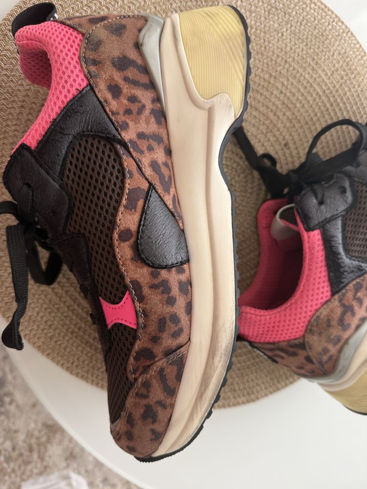 Sneakersy w panterke Replay r 39