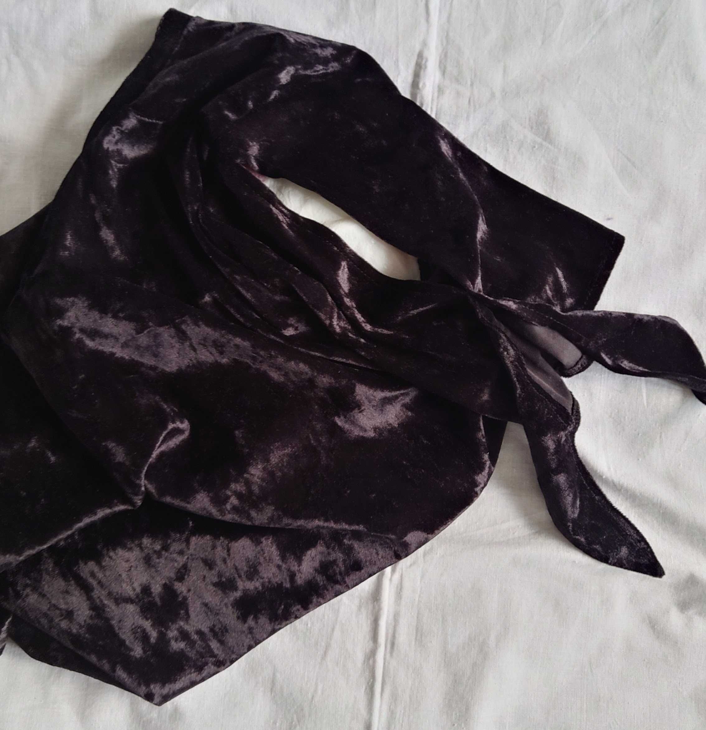 bluzka welurowa czarna S Primark