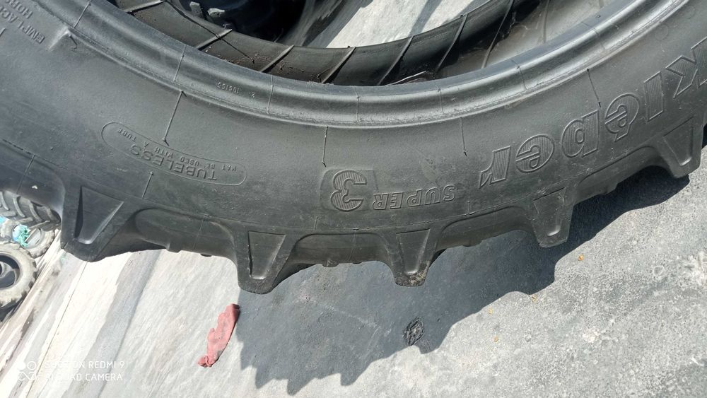 270/95R32 Kleber Super3 JM161