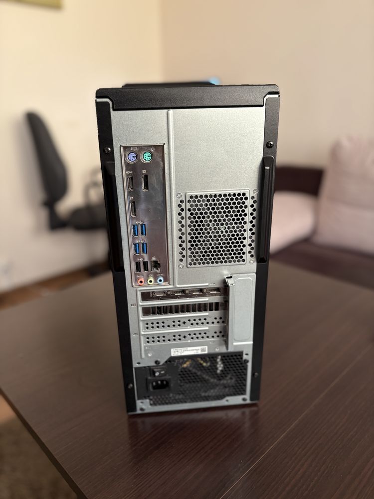 Komputer asus RTX 3060 I5 16gb ram