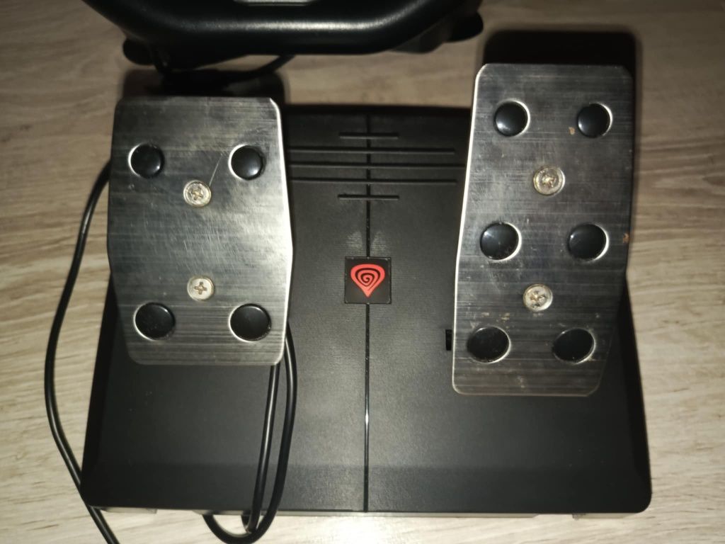 Kierownica Genesis seaborg 400