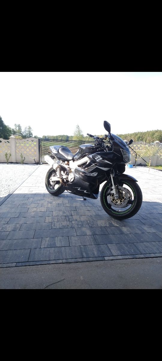 Sprzedam Honda vtr 1000f