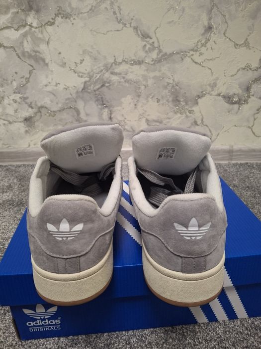 Adidas Campus 00s из серой замши