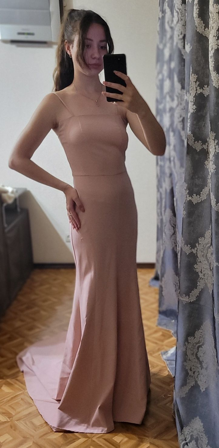 Вечернее платье в пол