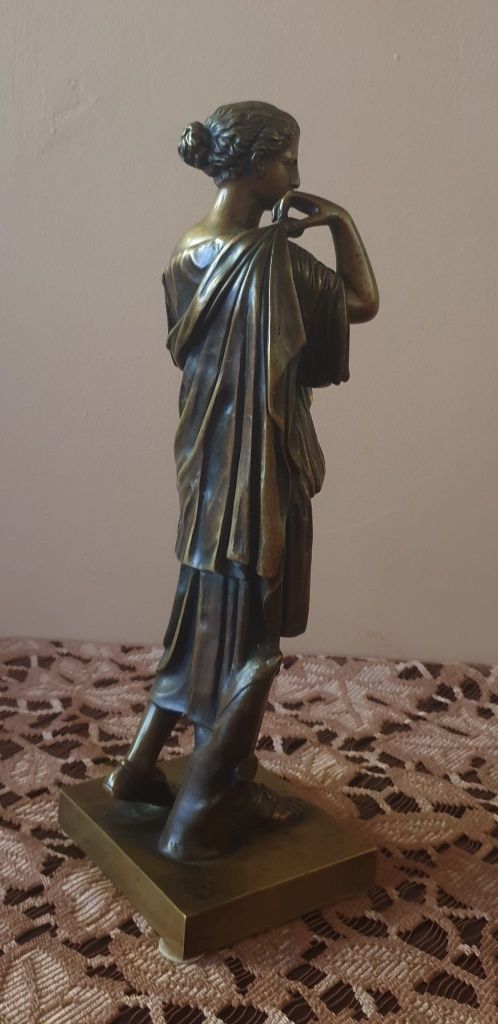 Figura kobiety brąz Justin Chrysostome Sanson