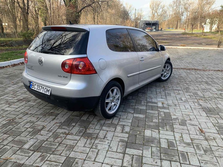 Volkswagen Golf 5 2.0Tdi 140hp
