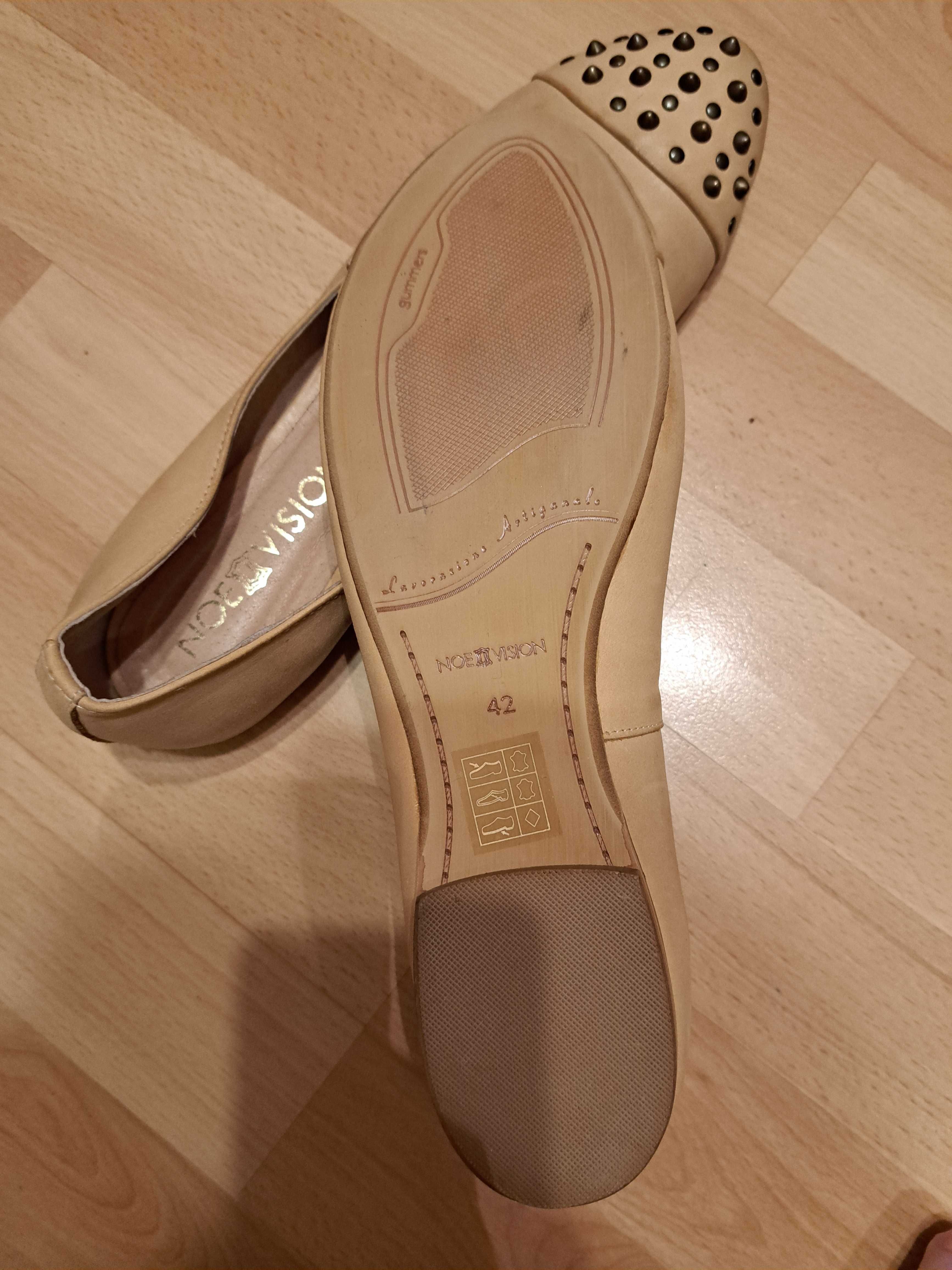 Buty roz. 42 balerinki z ćwiekami