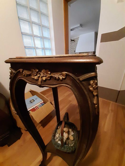 Móvel  decorativo quadripé