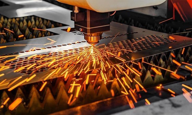 Лазерна різка металу, декоративні вставки на ворота
