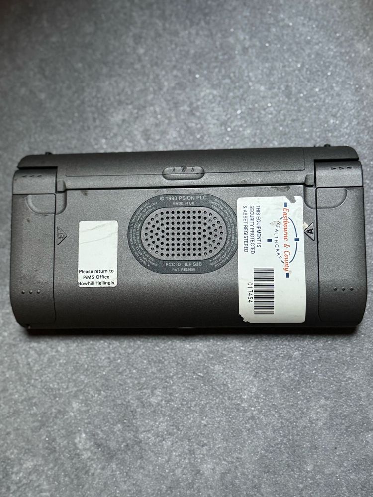 Psion series 3a, 1993 psion PLC, palmtop