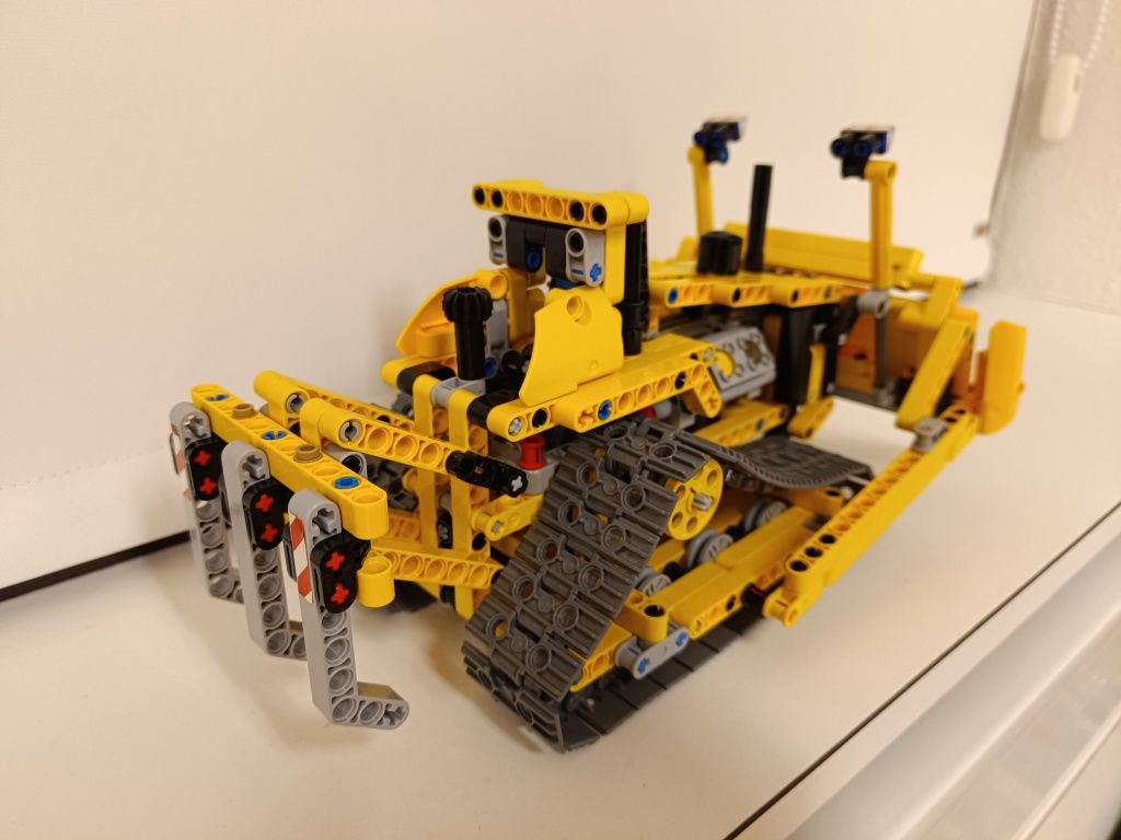 Lego technic 42028