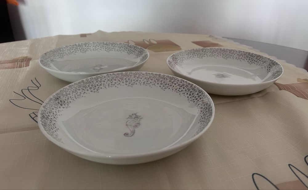 Pratos da Zara Home + oferta 2 copos de GIN