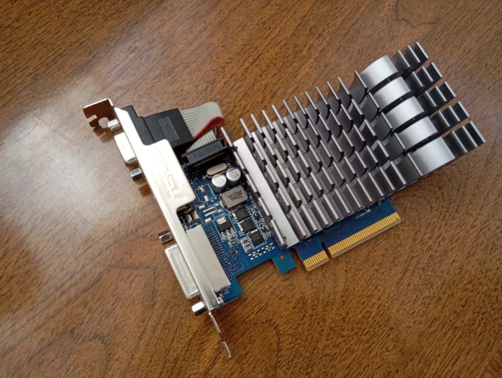 Відеокарта GT730 2gb ddr3