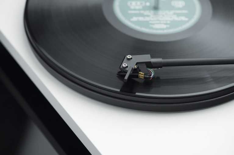 Pro-Ject PRIMARY E Phono | NOWY | Gramofon + przedwzmacniacz | Faktura