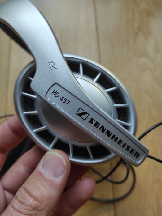 Auscultadores Sennheiser HD 457