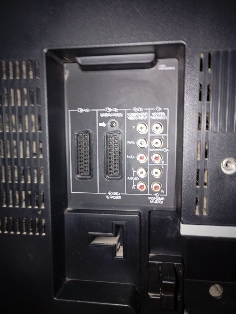 Телевізор TOSHIBA REGZA 42Х3030D